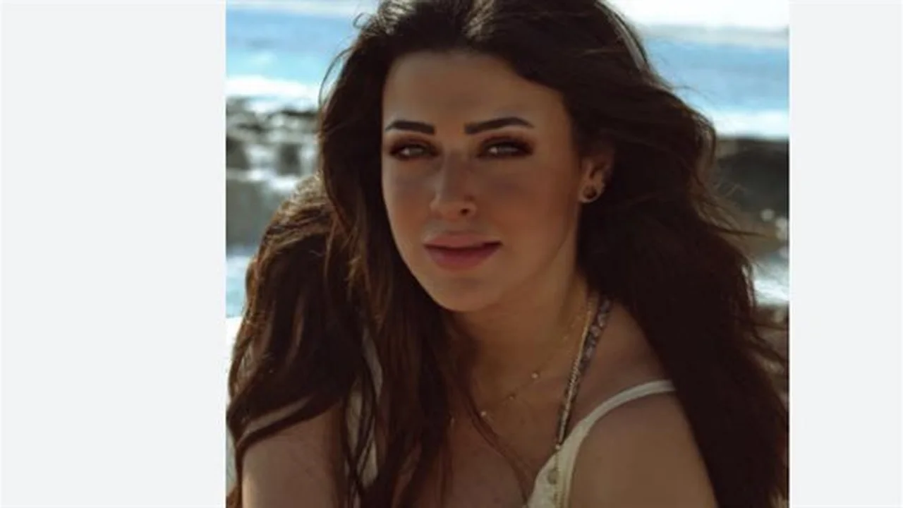 تفاصيل جديدة.. مسلسل “أنا أنت.. أنت مش أنا” مع ميرنا نور الدين